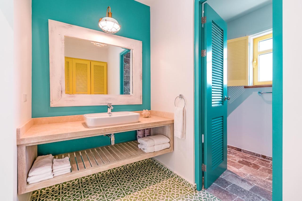 Boardwalk Boutique Hotel Aruba - Adults Only Палм Бийч Екстериор снимка