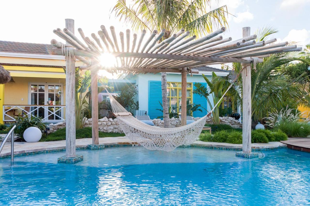Boardwalk Boutique Hotel Aruba - Adults Only Палм Бийч Екстериор снимка